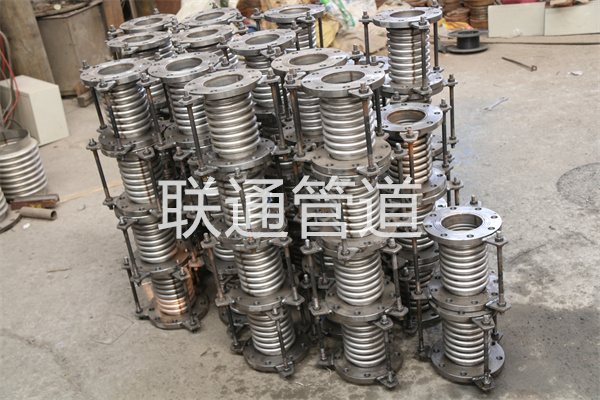 橡胶51漫画APP官方网站